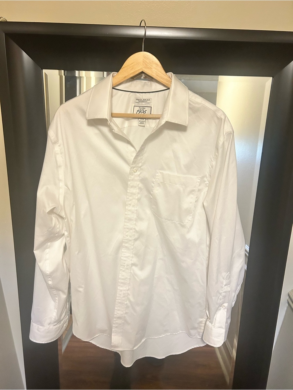 Joseph A.Bank White Men's Button-Up Dress Shirt